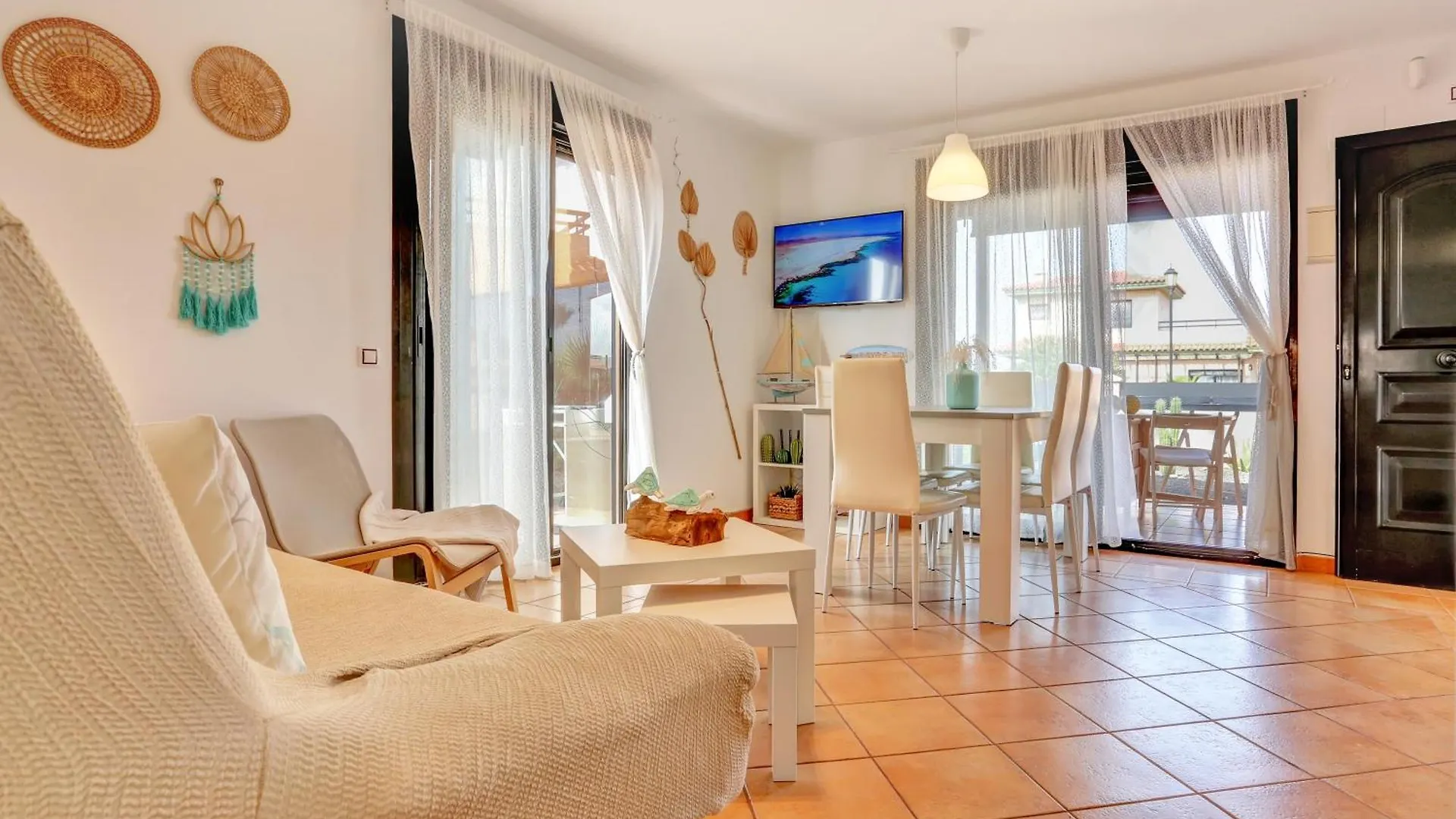 Villa La Torre Del Mar, Un Rincon En El Atlantico Lajares- Origomare - Remote Work 0*, Lajares Spain