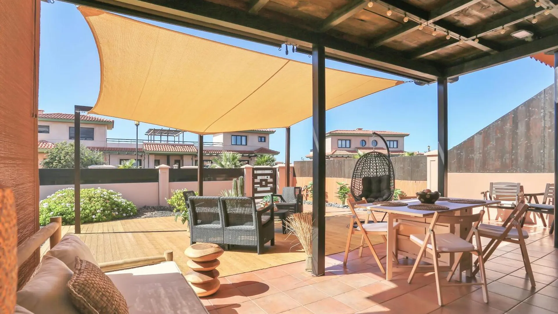 Villa La Torre Del Mar, Un Rincon En El Atlantico Lajares- Origomare - Remote Work Spain