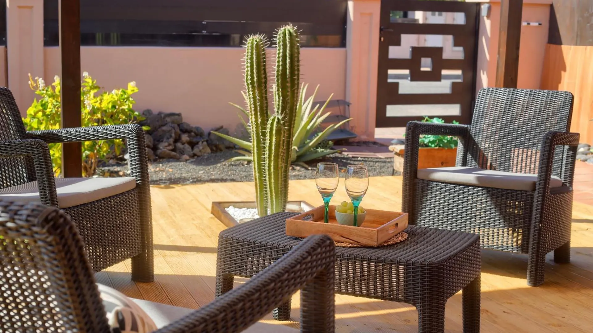Villa La Torre Del Mar, Un Rincon En El Atlantico Lajares- Origomare - Remote Work  拉哈雷斯